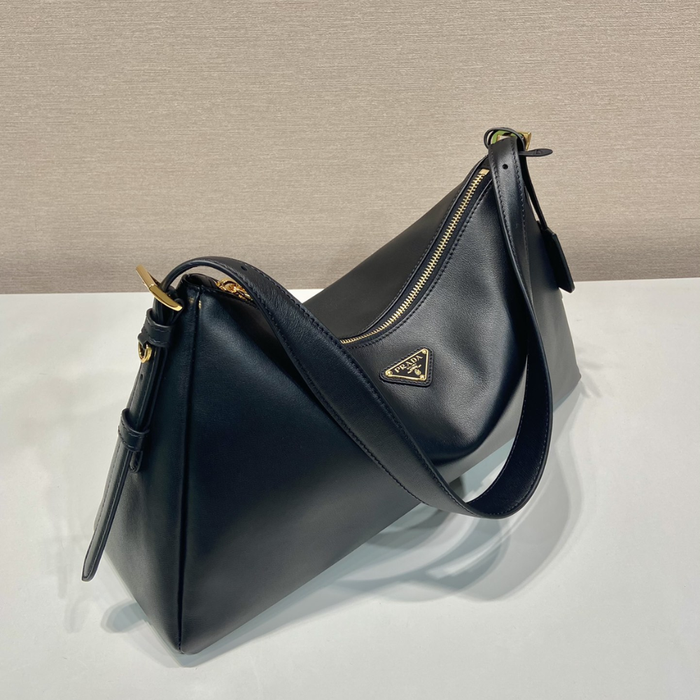 Black Aimée Large Leather Shoulder Bag for Women
