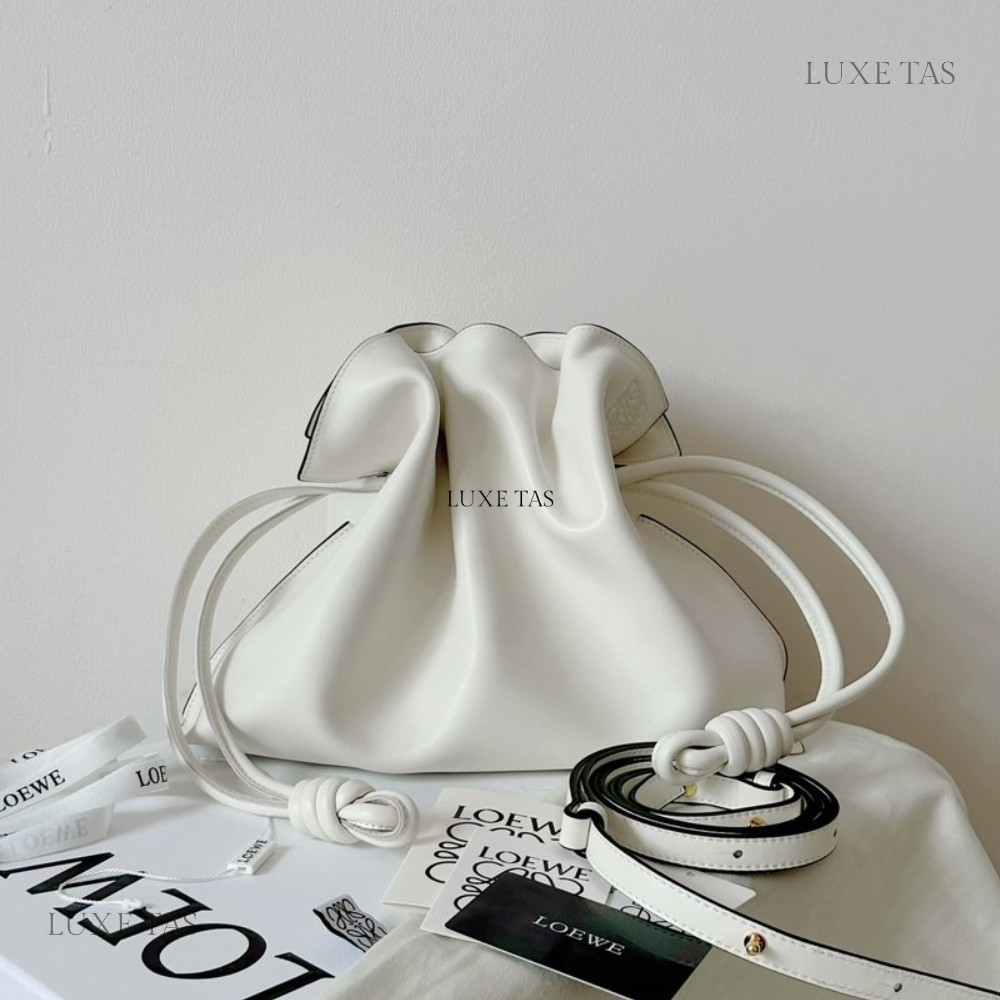 Angora Flamenco Clutch In Nappa Calfskin - Leather Crossbody Bag for Women