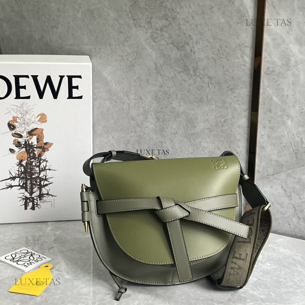 Herbstgrüne kleine Gate Bag aus weichem Kalbsleder und Jacquard-Leder-Umhängetasche für Herren