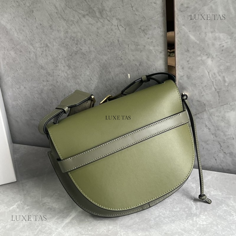 Herbstgrüne kleine Gate Bag aus weichem Kalbsleder und Jacquard-Leder-Umhängetasche für Herren