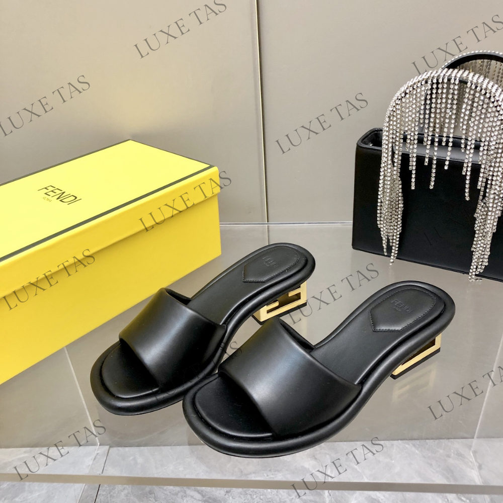 Baguette Black Nappa Leather Slides