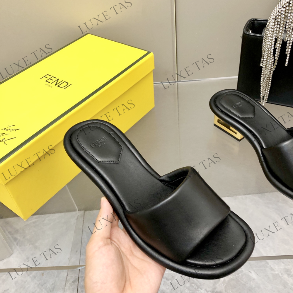 Baguette Black Nappa Leather Slides