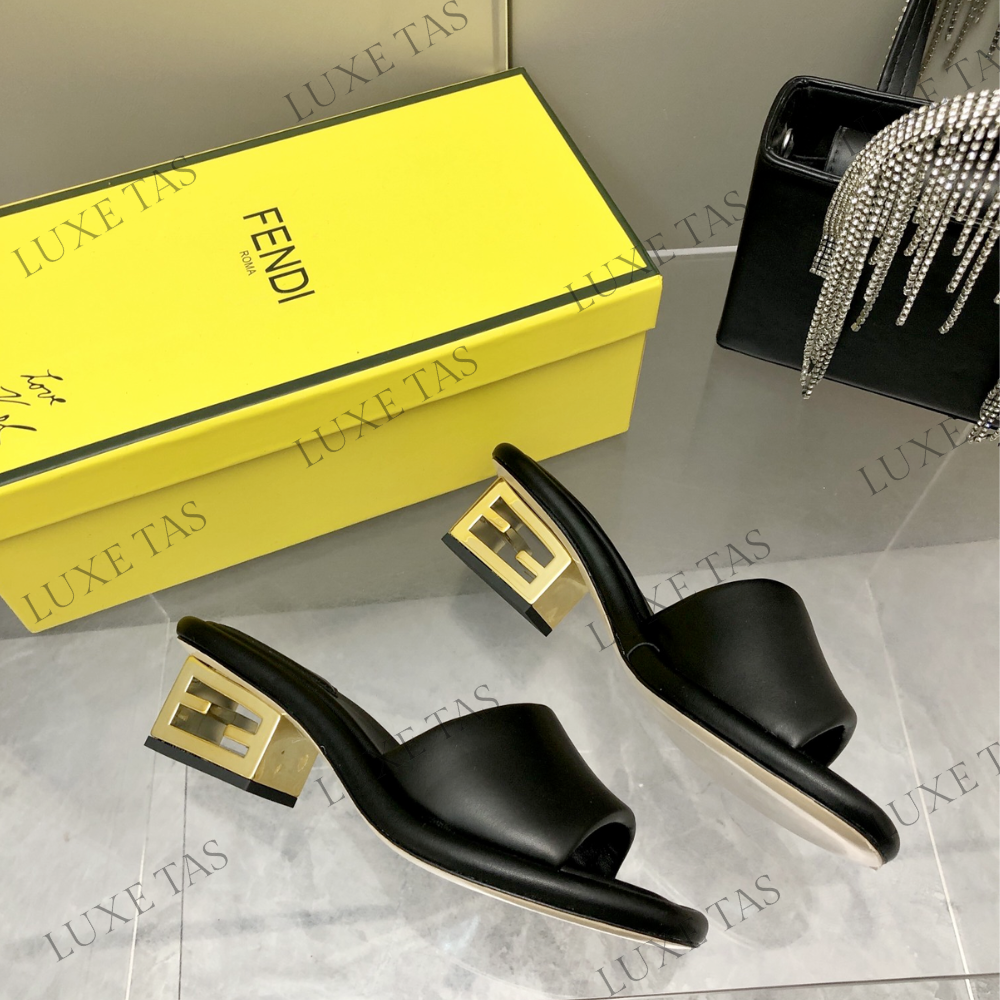 Baguette Black Nappa Leather Slides