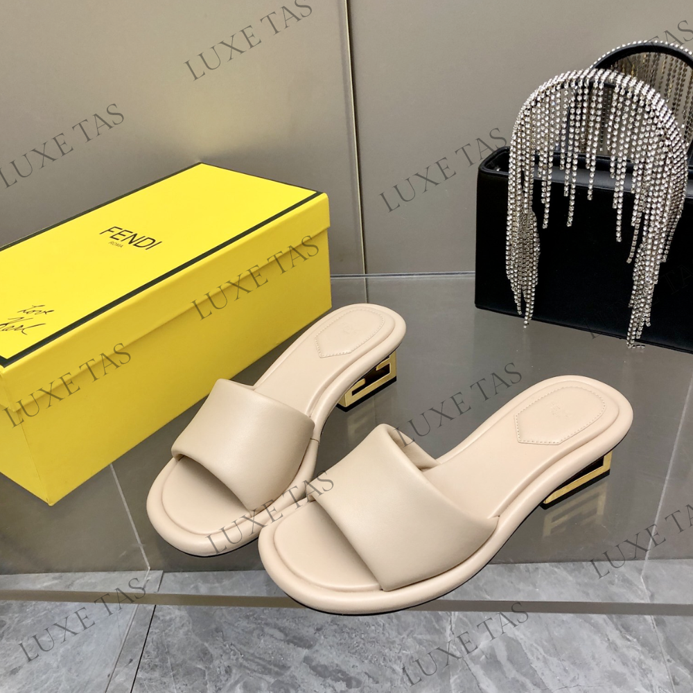 Baguette Pink Nappa Leather Slides