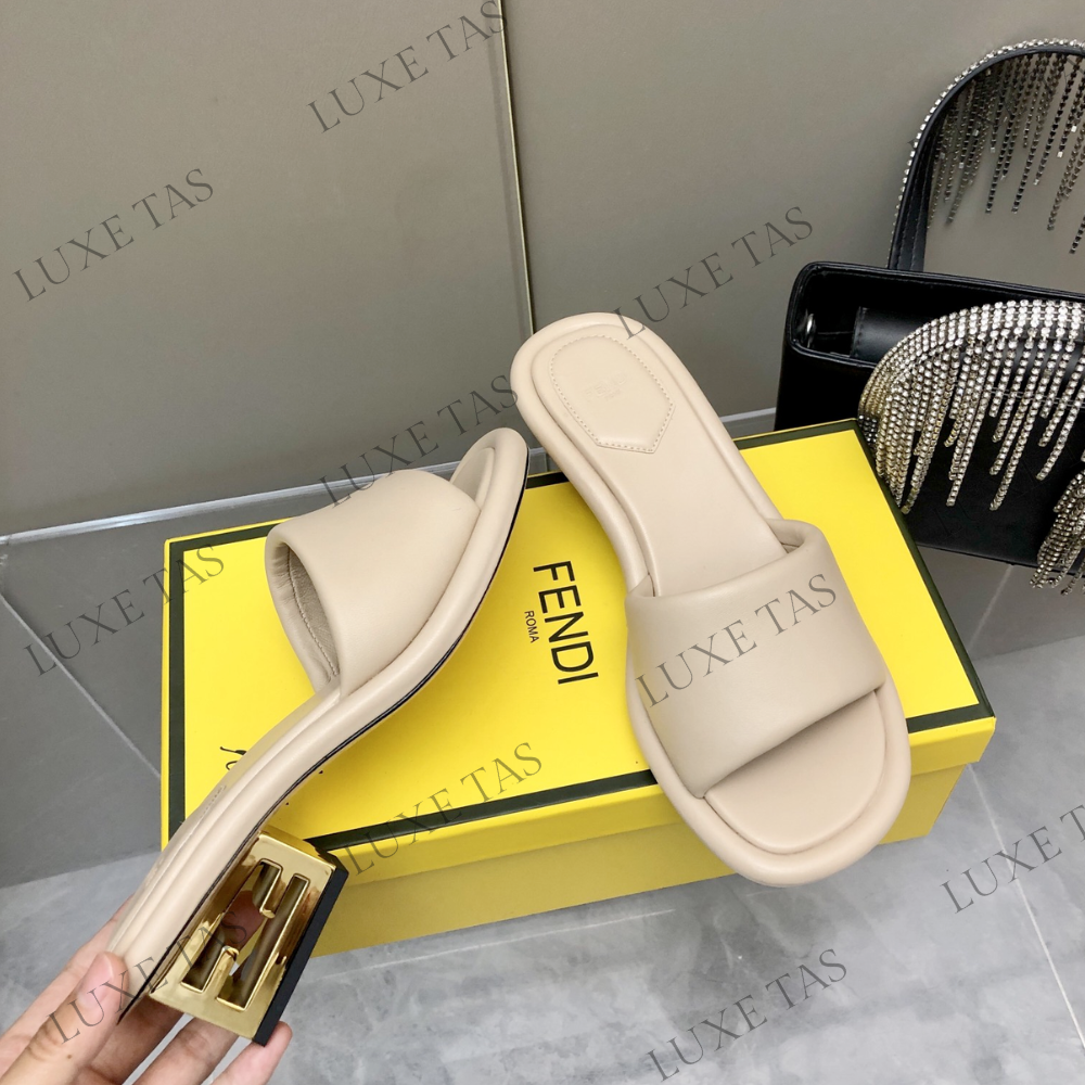 Baguette Pink Nappa Leather Slides