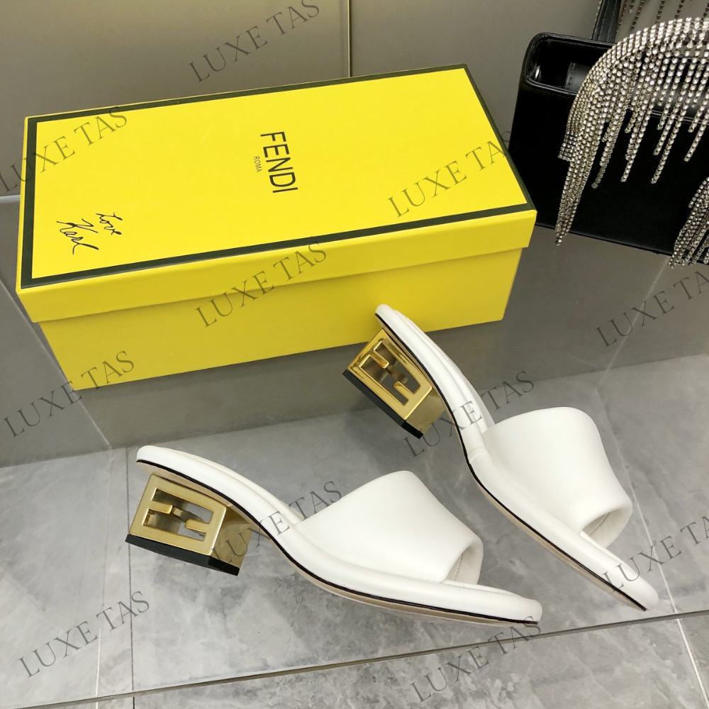 Baguette White Nappa Leather Slides