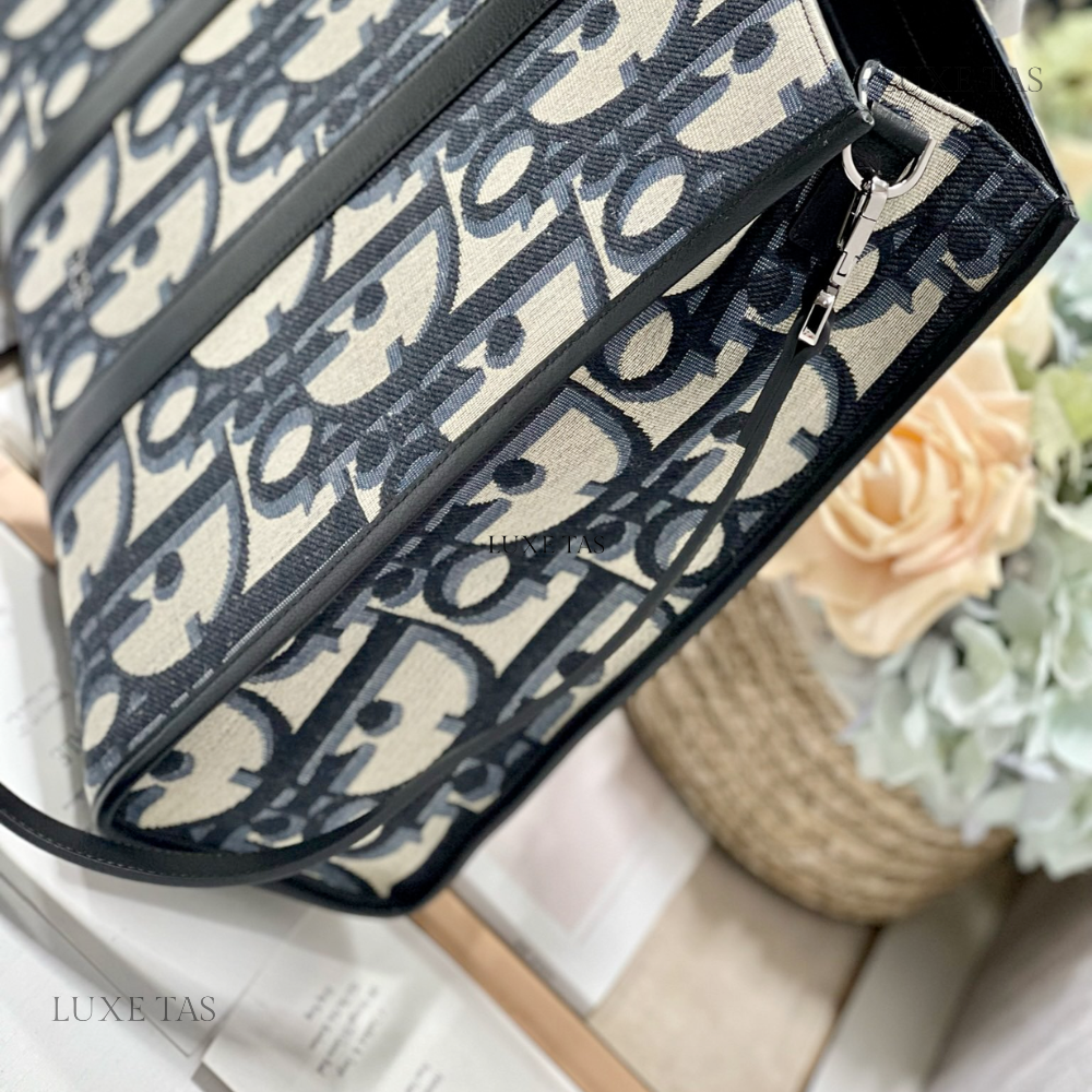 Beige and Black Maxi D Oblique Jacquard East-West Tote Bag - Leather Tote Bag for Men