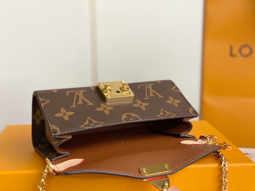 Bitsy Pouch - Leather Mini Bag for Women