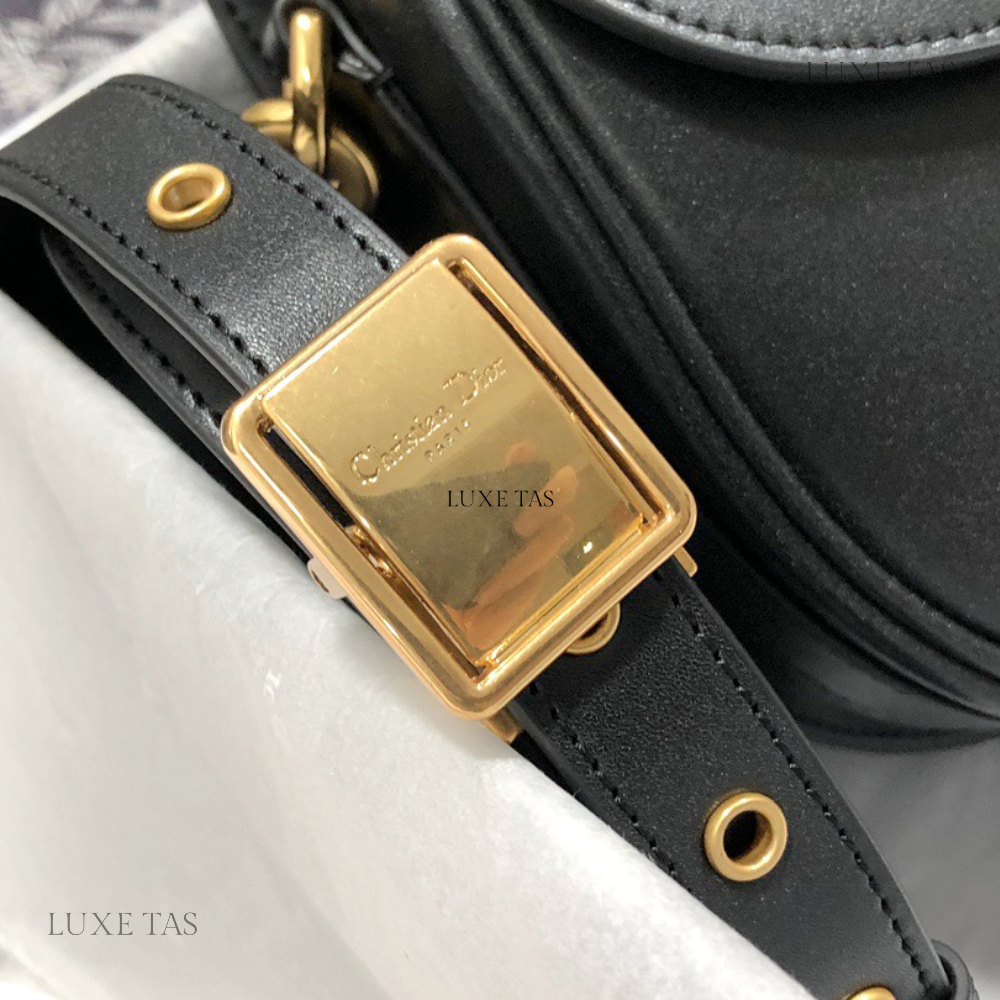 Black Box Calfskin Medium D Bobby Bag - Leather Crossbody Bag for Women