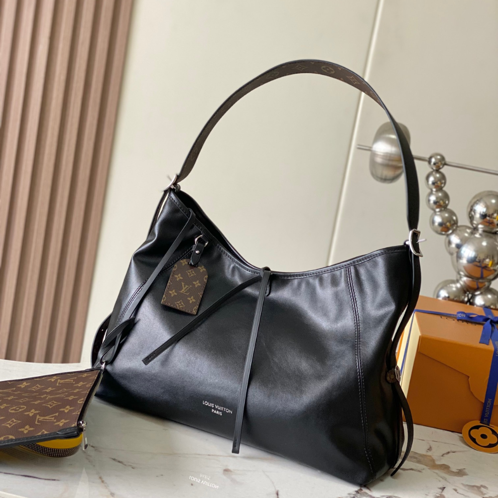 Black CarryAll MM Leather Tote Bag for Women