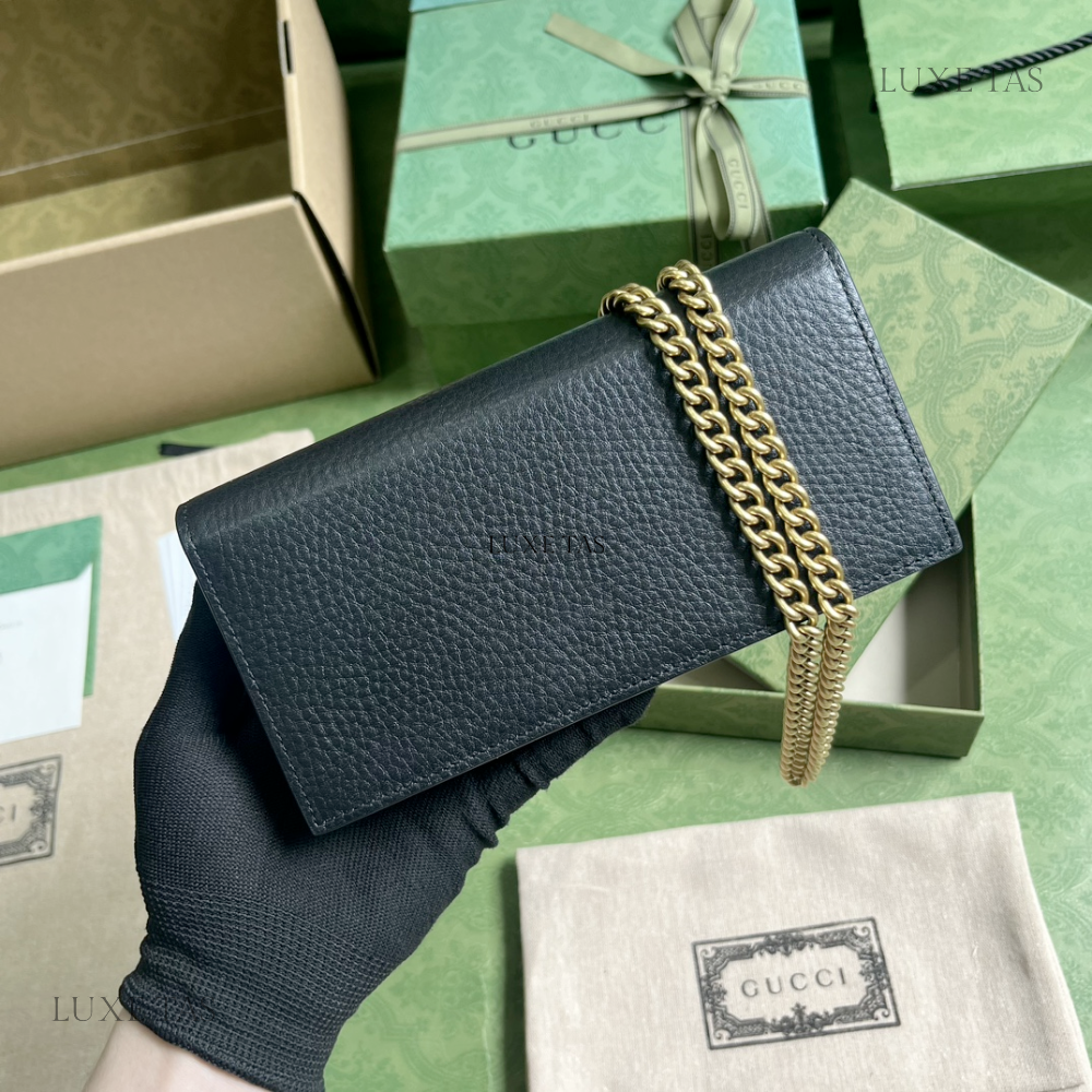 Black Chain Wallet With Interlocking G Python Bow
