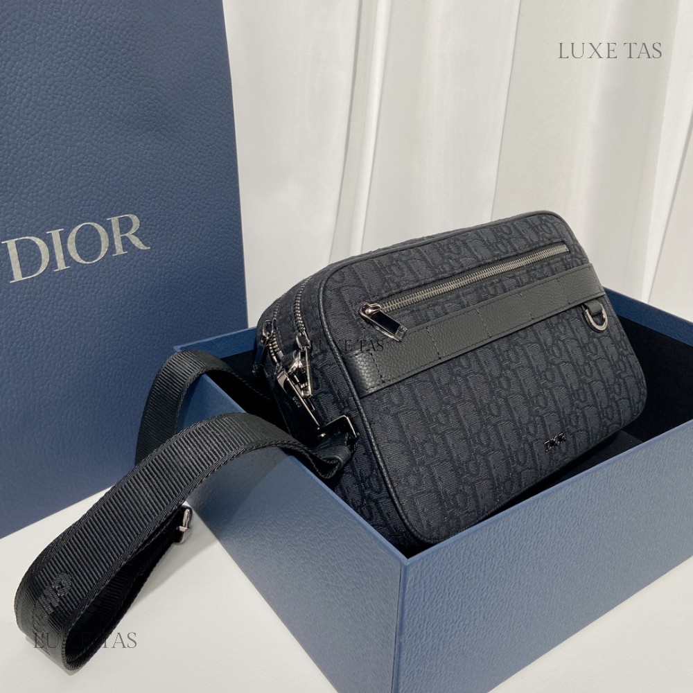 Black D Oblique Jacquard Maxi Safari Bag with Strap - Crossbody Bag for Men