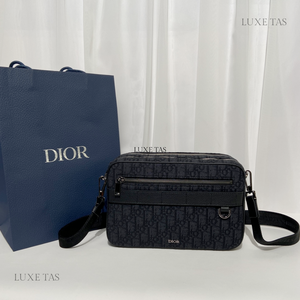 Black D Oblique Jacquard Maxi Safari Bag with Strap - Crossbody Bag for Men