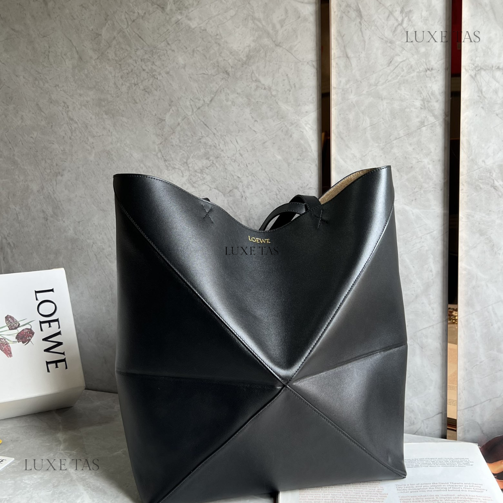 Black Large Puzzle Fold Tote In Shiny Calfskin - Leather Tote Bag for Women