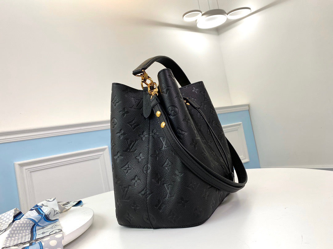 Black Monogram Empreinte Leather NéoNoé MM