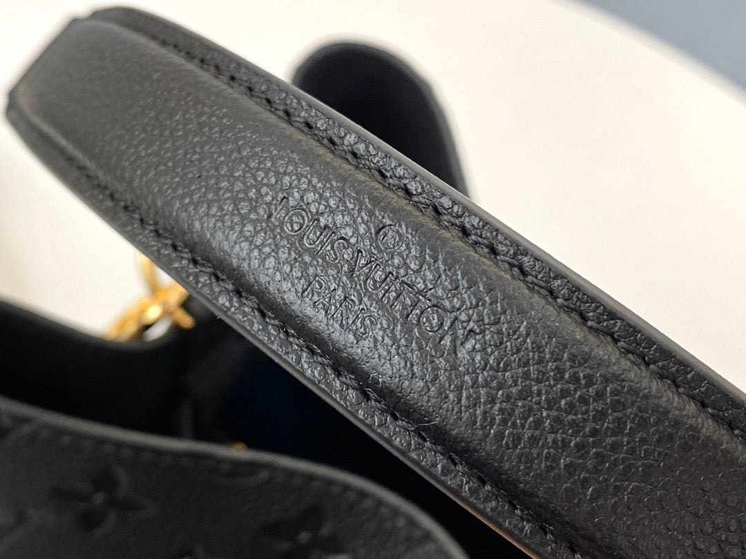 Black Monogram Empreinte Leather NéoNoé MM