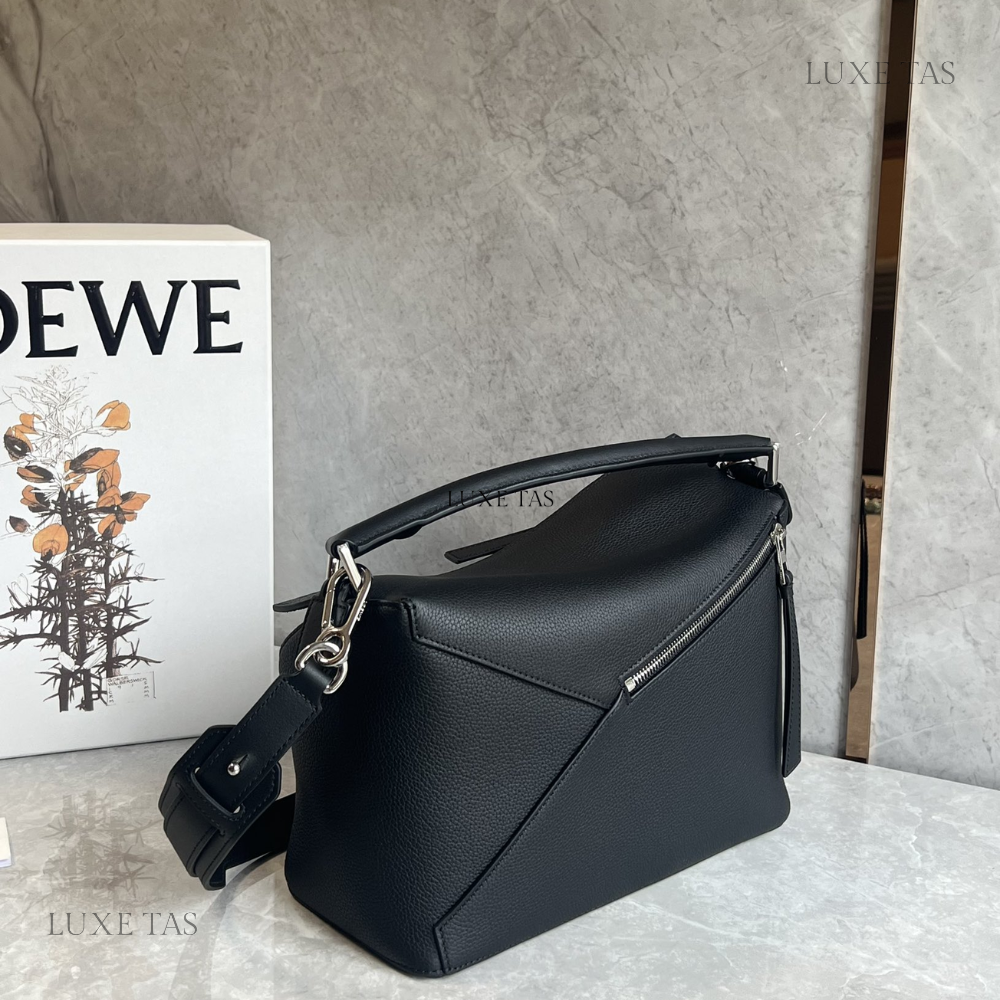 Black Puzzle Bag In Classic Calfskin - Leather Crossbody Bag for Women