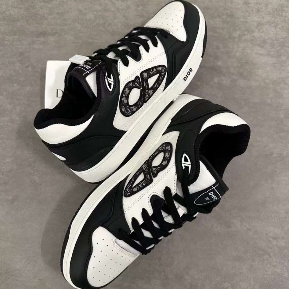 Black and White B57 Dribble Low-Top Sneaker Designer Sneakers for Men