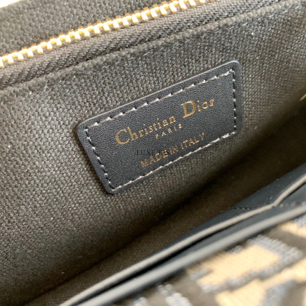 Blue D.ior Oblique Jacquard 2-In-1 30 Montaigne Pouch