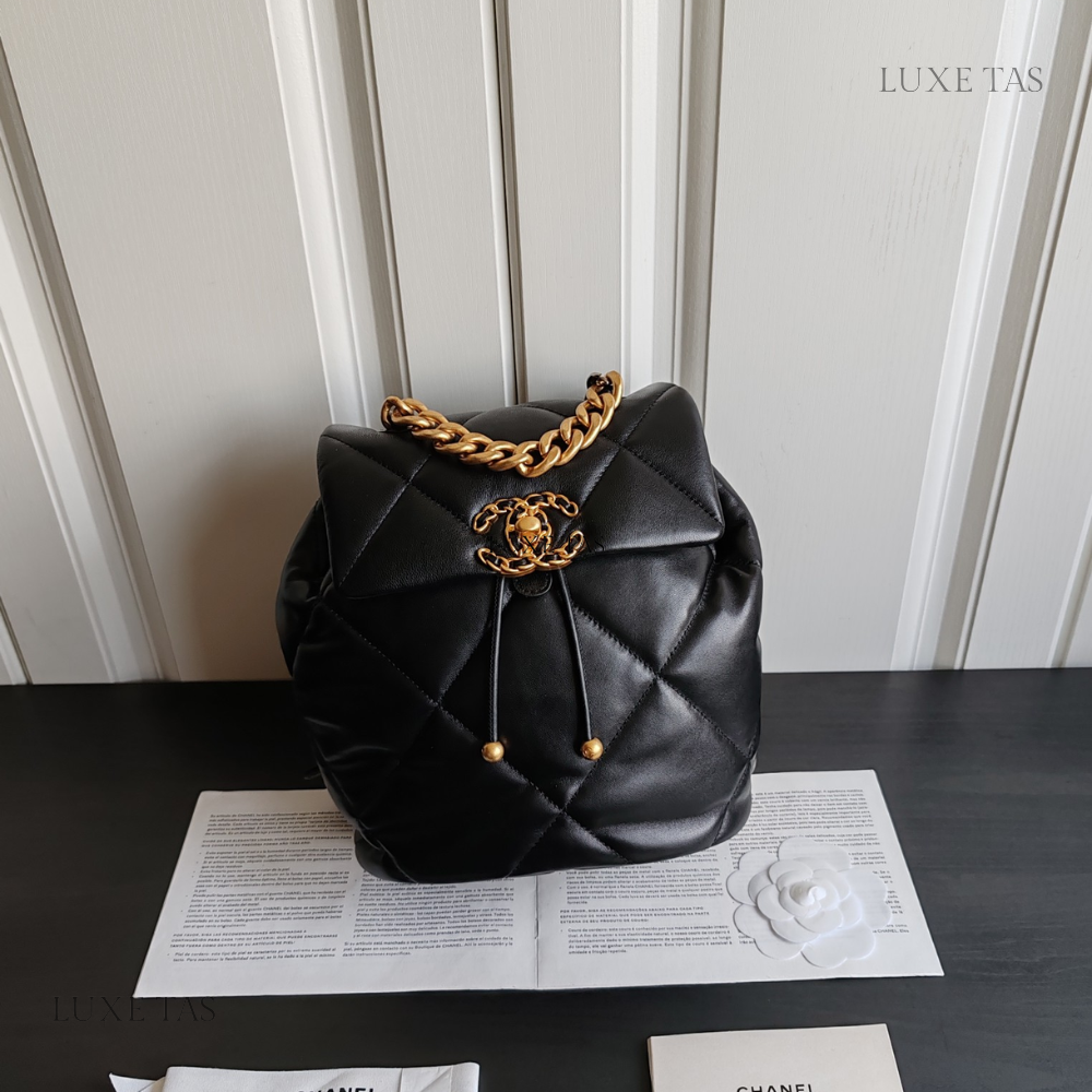 CC 19 Backpack - Leather Backpack for Women