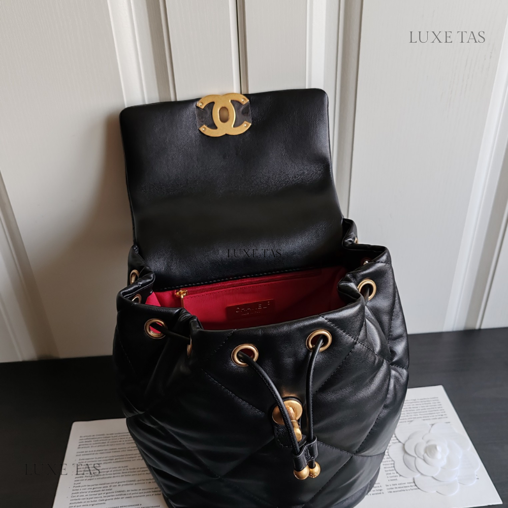 CC 19 Backpack - Leather Backpack for Women