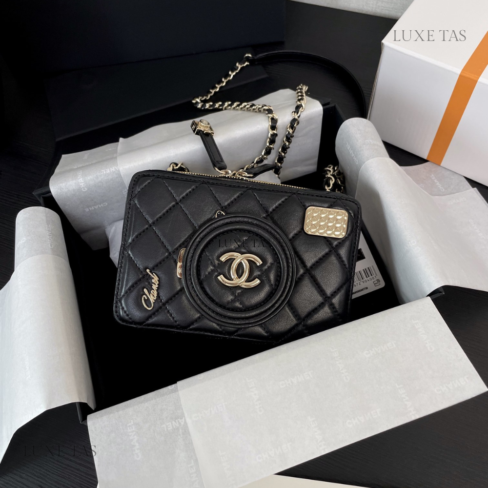 CC Camera Bag - Leather Crossbody Bag for Women