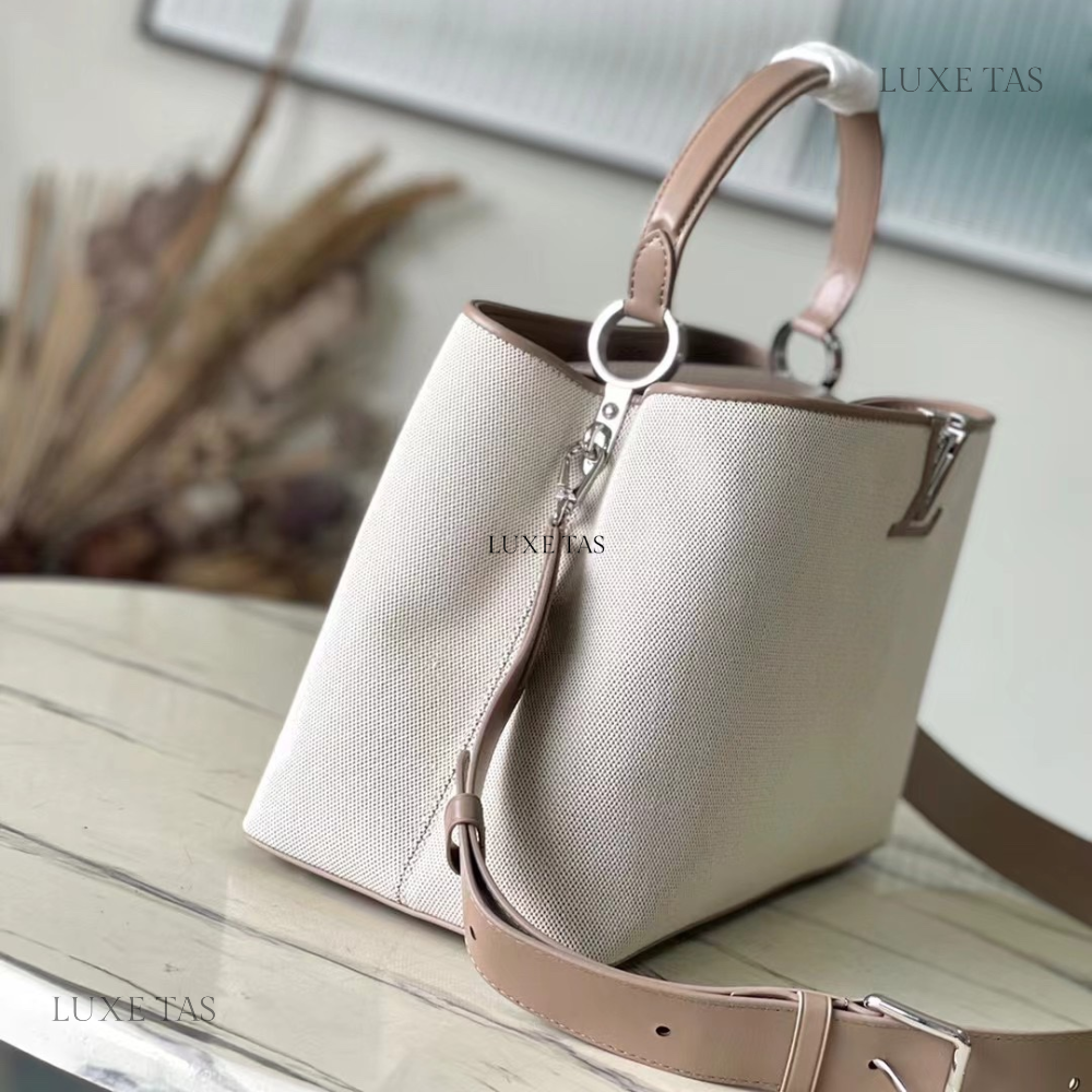 Capucines GM Souple Leather Handbag for Women
