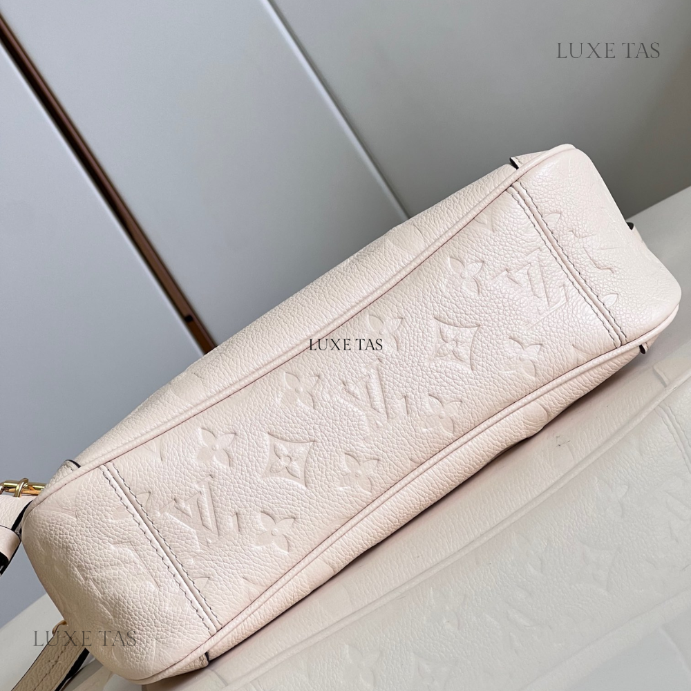 Creme Empreinte Leather Trianon PM - Leather Handbag for Women