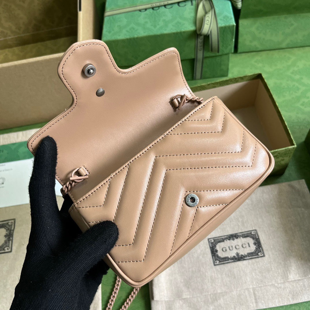 GG Marmont Matelassé Super Mini Rose Beige