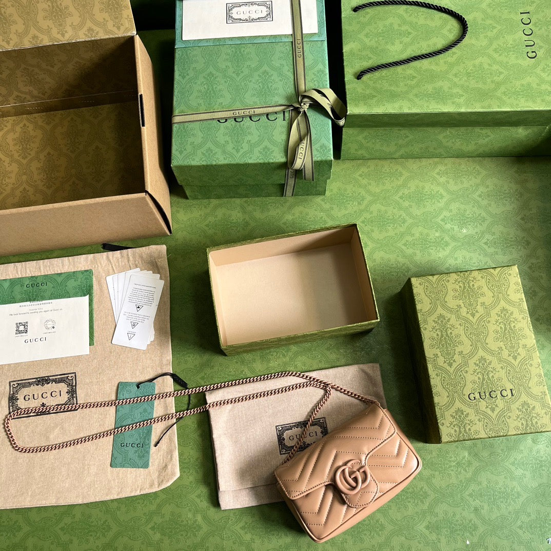 GG Marmont Matelassé Super Mini Rose Beige