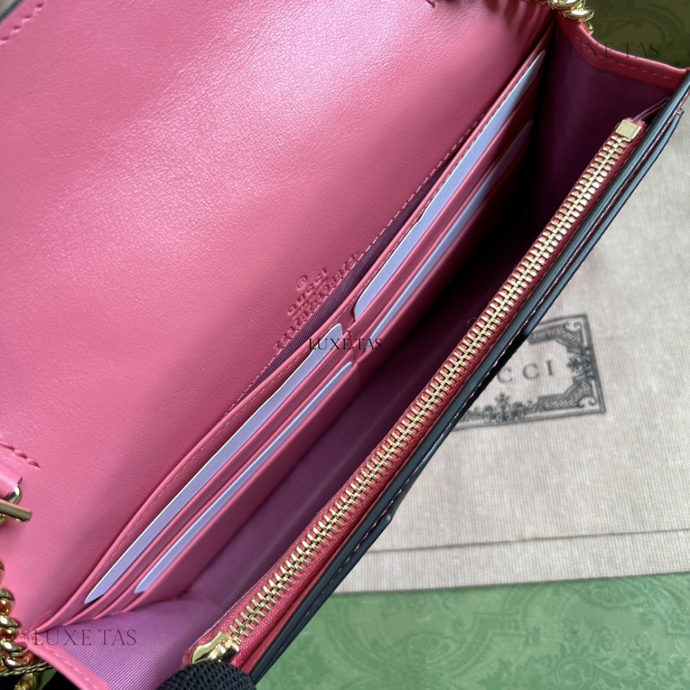 GG Matelassé Chain Wallet