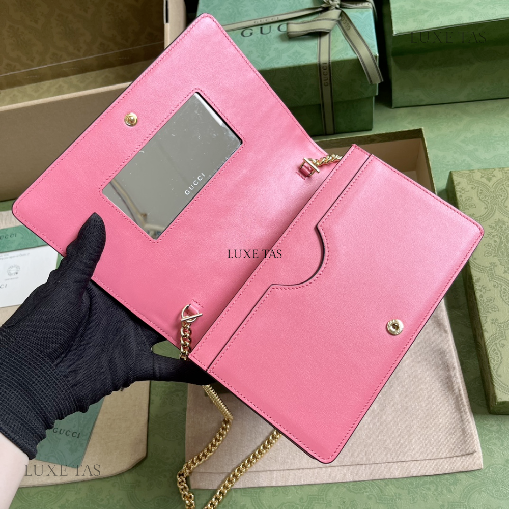 GG Matelassé Chain Wallet