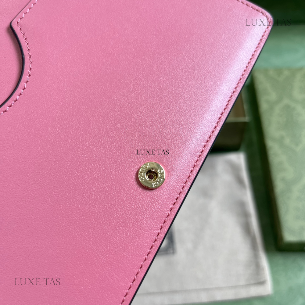 GG Matelassé Chain Wallet