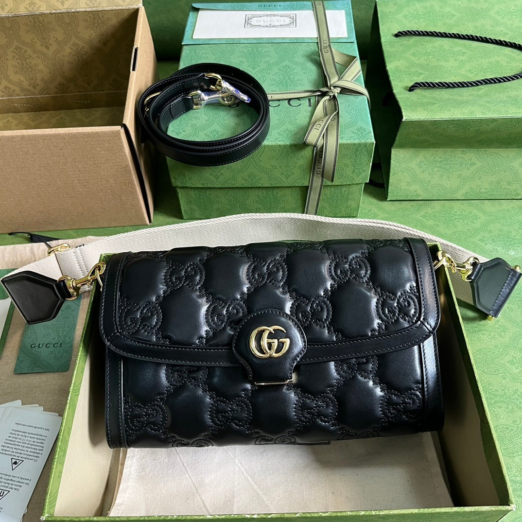 GG Matelassé Small Bag