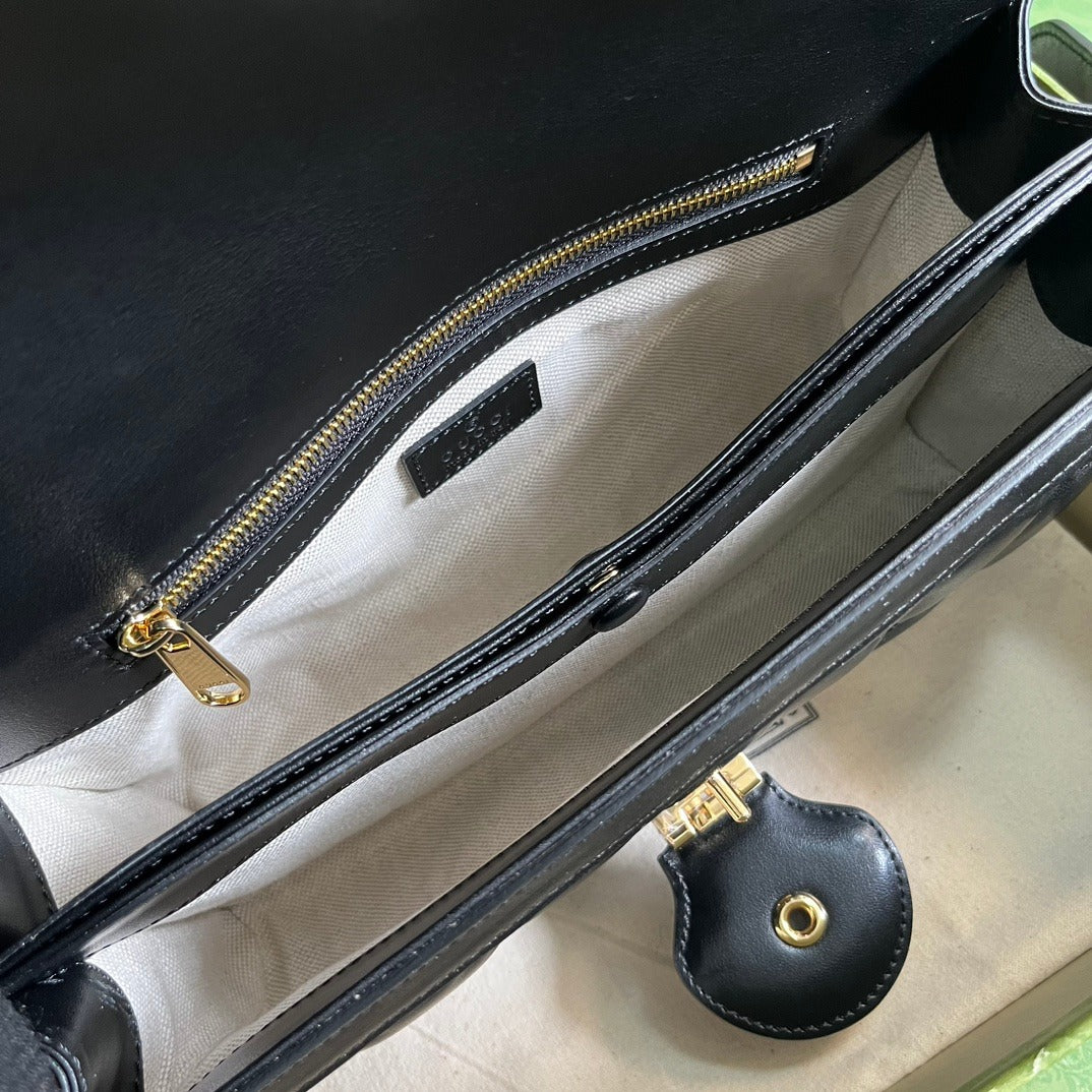 GG Matelassé Small Bag