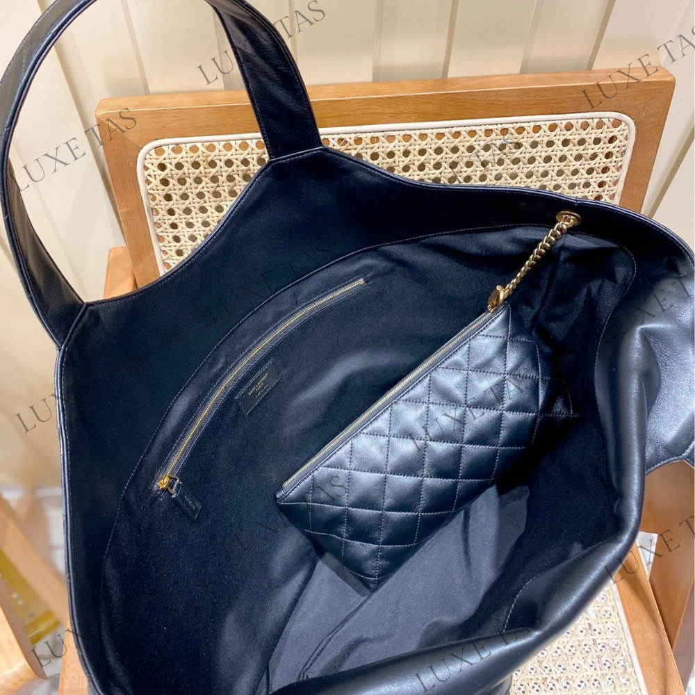 Icare Maxi Shopping Bag In Quilted Lambskin