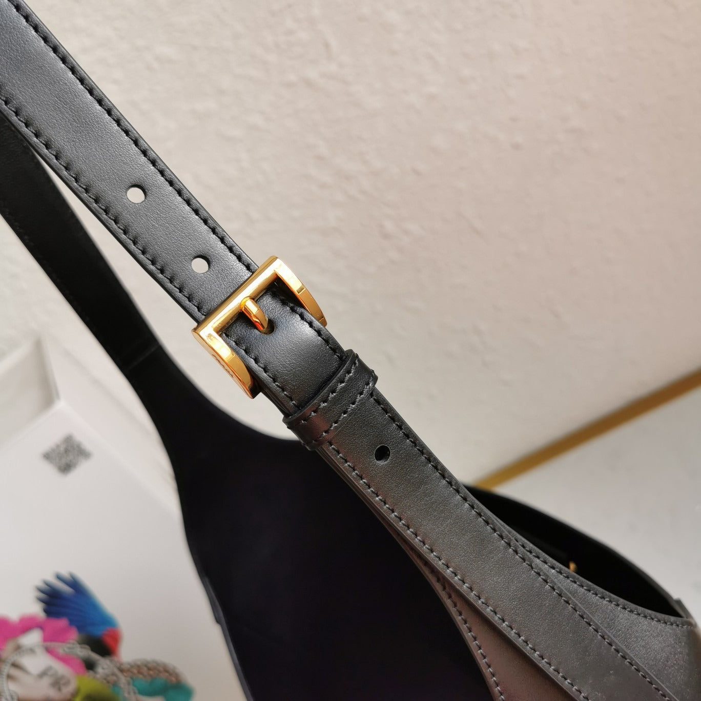 Large Leather Shoulder Bag With Topstitching Black