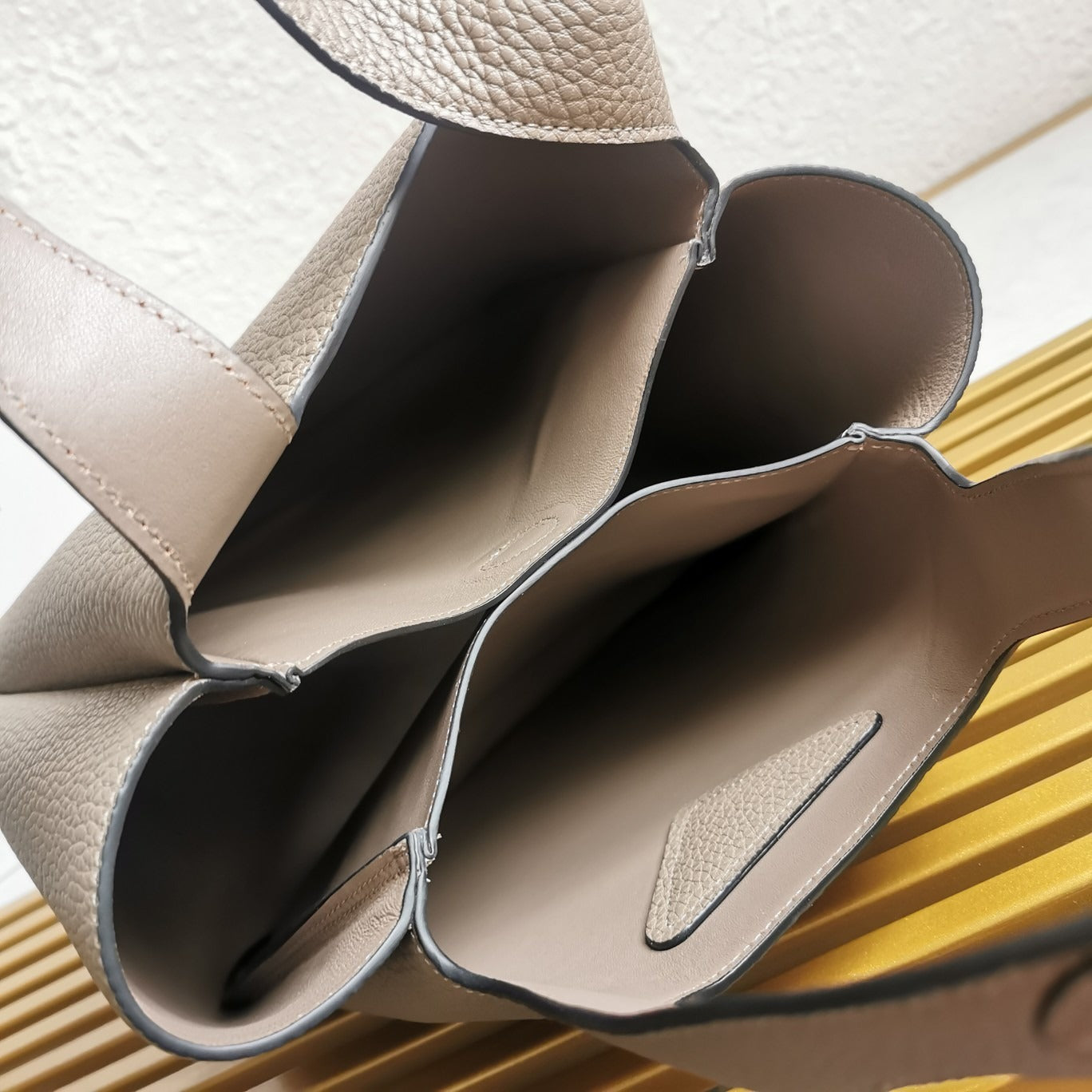 Leather Tote Clay