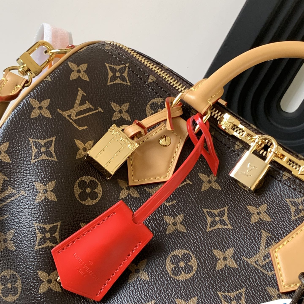 Monogram Red Speedy Soft 30 Crafty Leather Handbag for Men and Women
