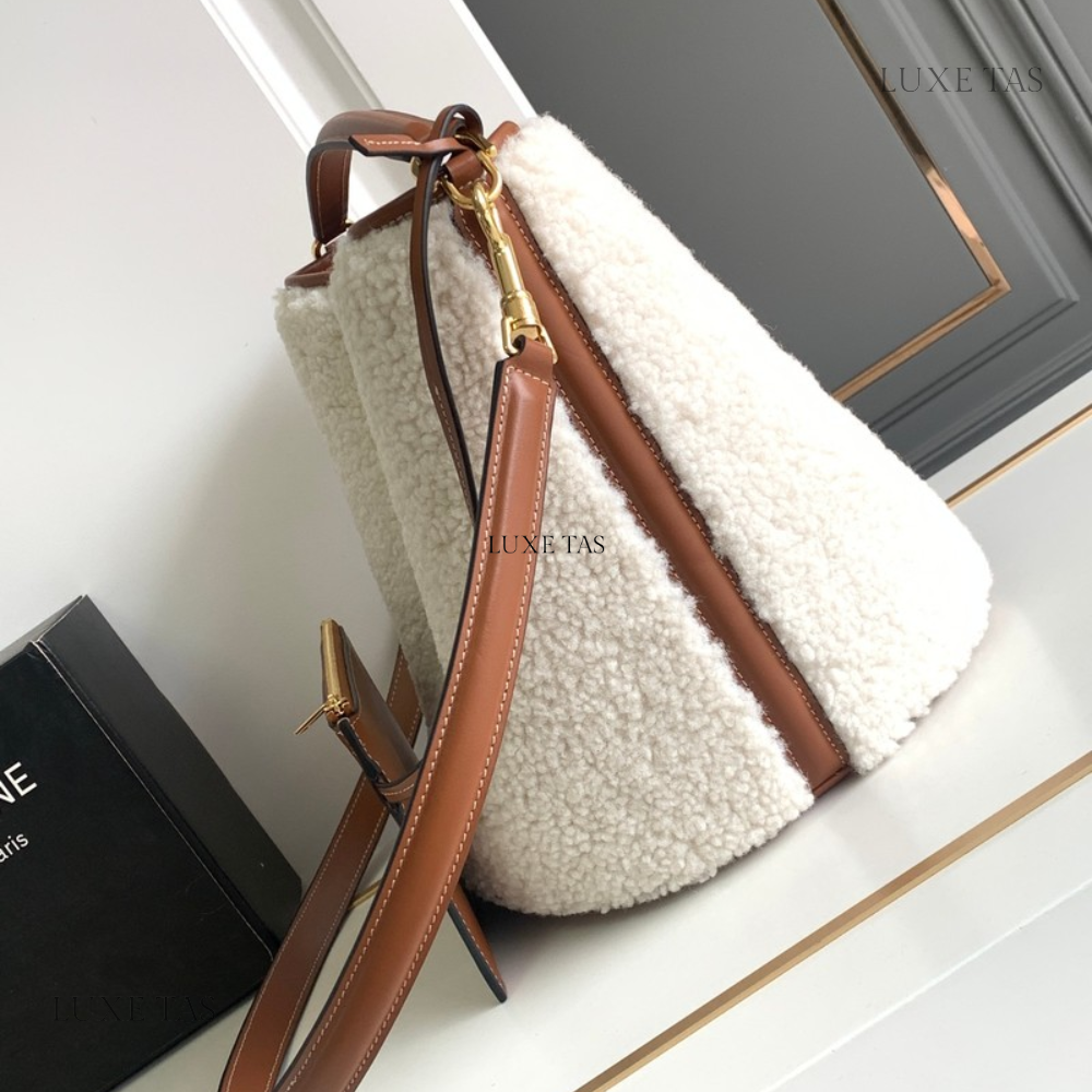 Natural / Tan Bucket 16 Bag In Shearling - Bucket Bag for Women