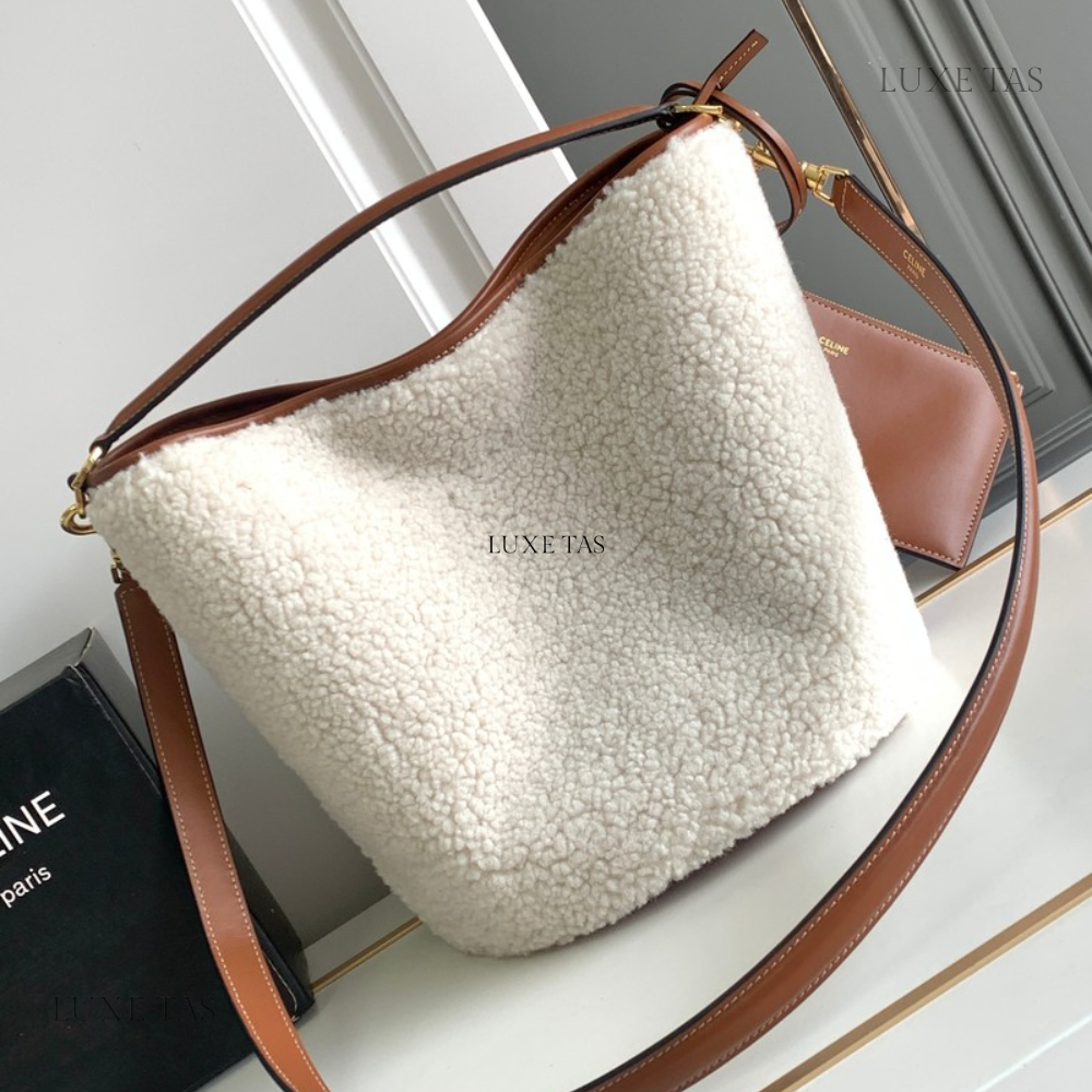 Natural / Tan Bucket 16 Bag In Shearling - Bucket Bag for Women