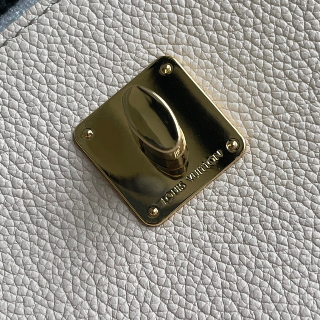 Navy Lockme Tender