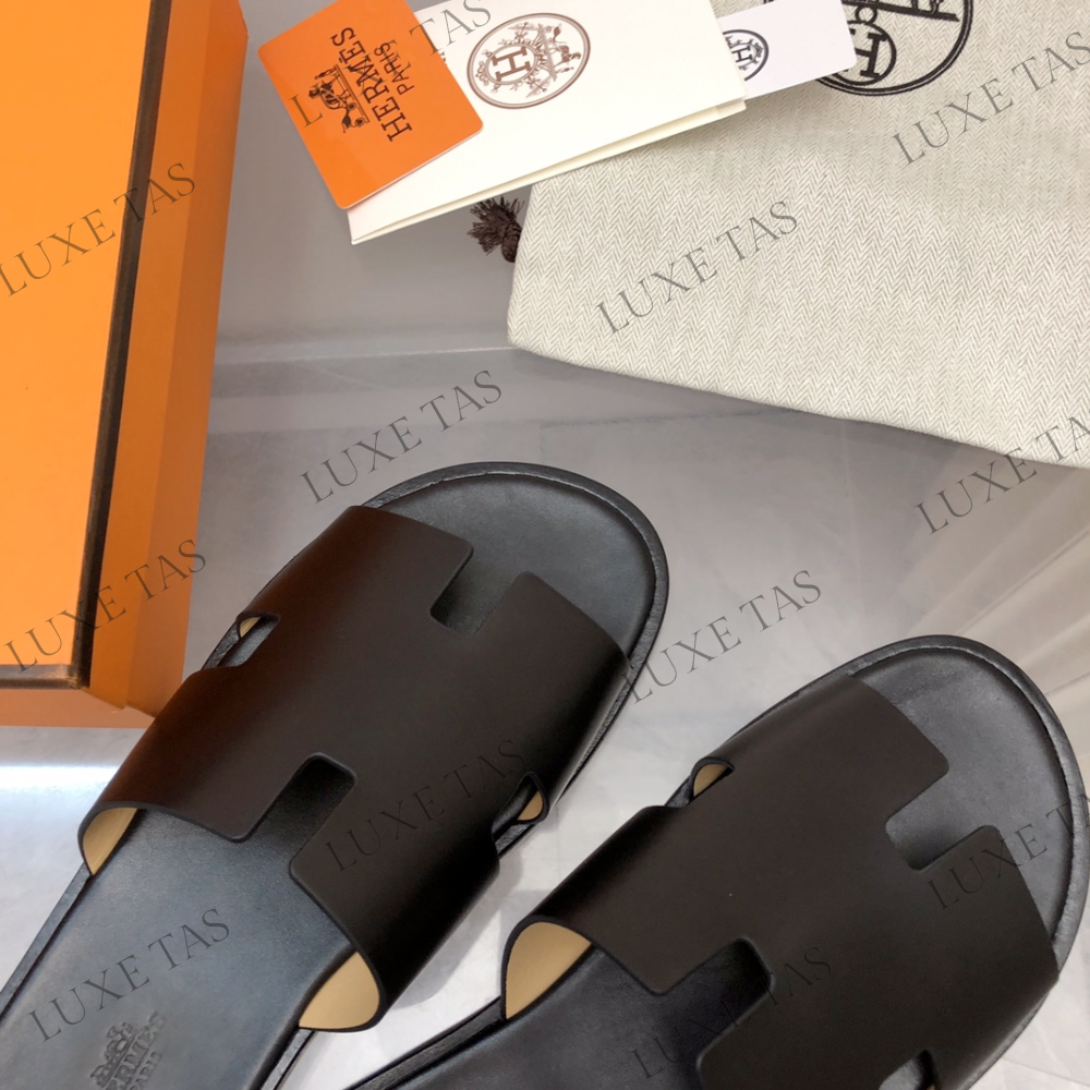 Noir Izmir Sandal