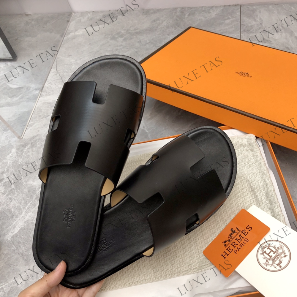 Noir Izmir Sandal