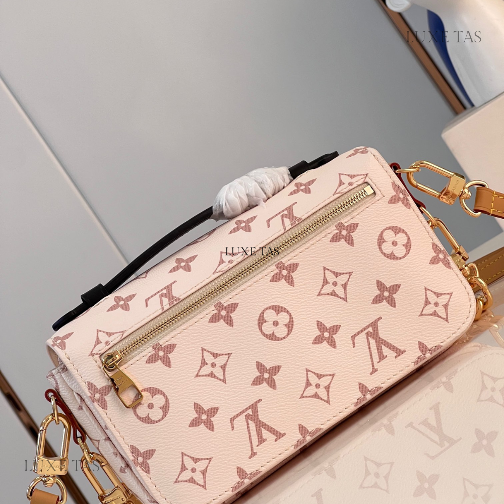 Other Monogram Canvas Pochette Métis East West - Leather Handbag for Women