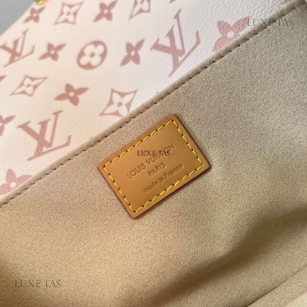 Other Monogram Canvas Pochette Métis East West - Leather Handbag for Women