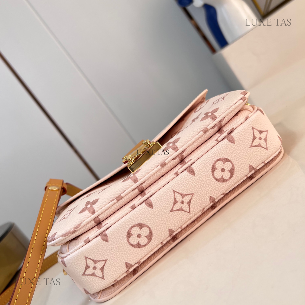 Other Monogram Canvas Pochette Métis East West - Leather Handbag for Women