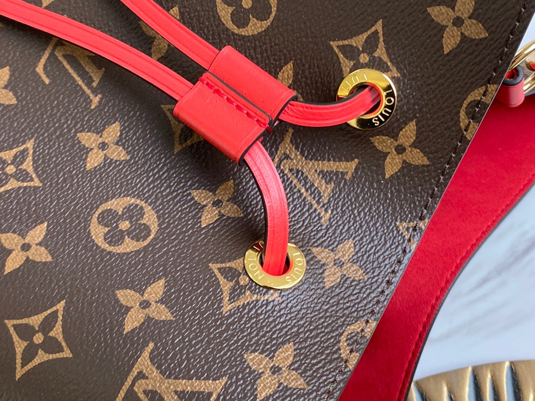 Poppy Monogram NéoNoé MM Beuteltasche aus Leder für Damen