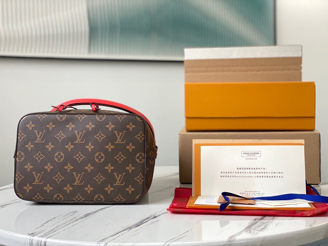 Poppy Monogram NéoNoé MM Beuteltasche aus Leder für Damen
