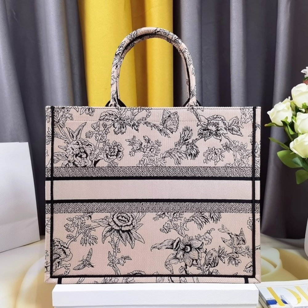 Powder Pink Jardin Botanique Embroidery Book Tote Tote Bag for Women